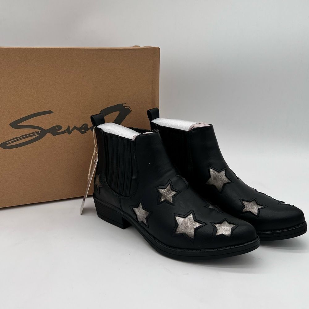 SEVEN7 Rockstar Bootie Black Size 11 slightly stretched